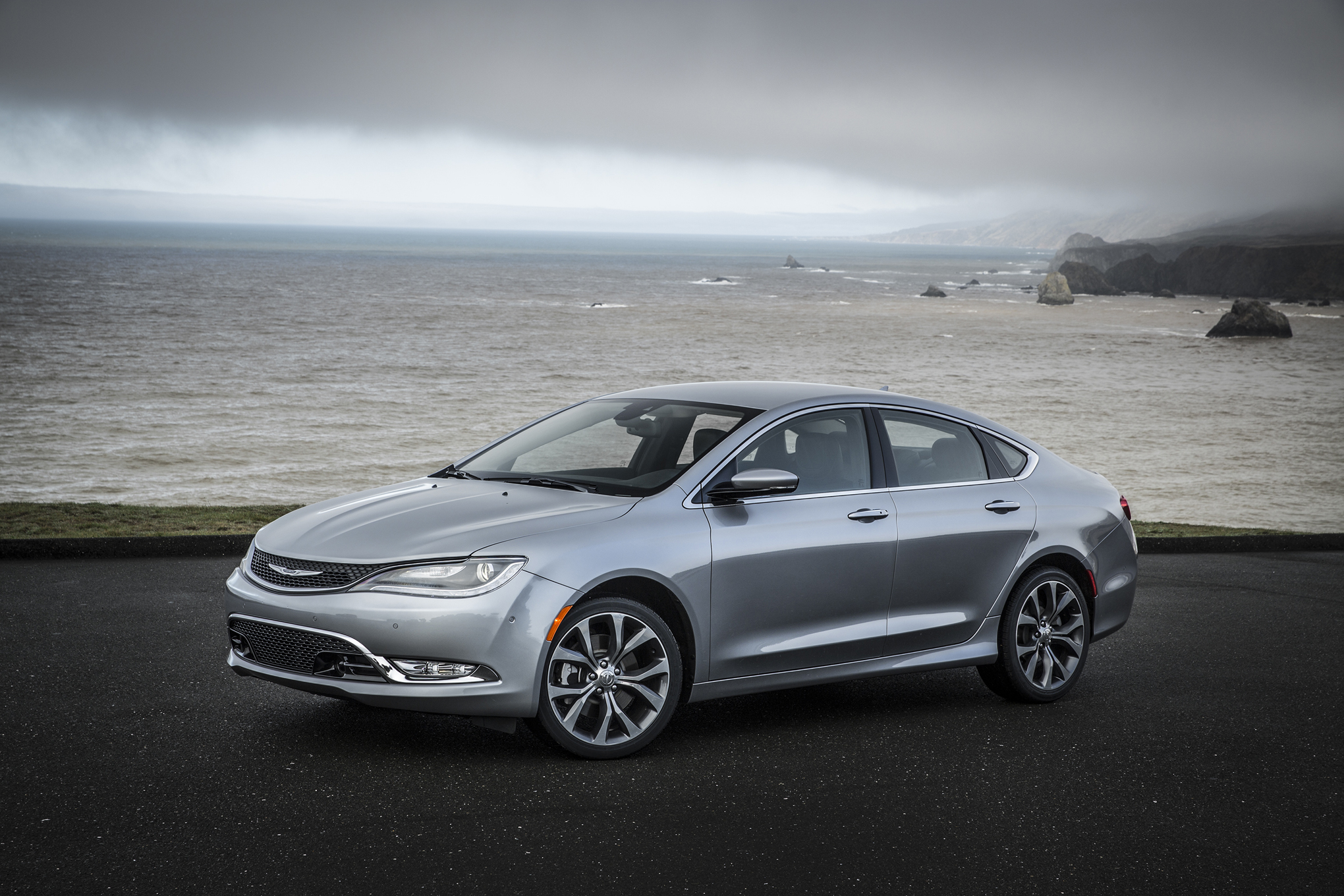 2016 Chrysler 200c Review